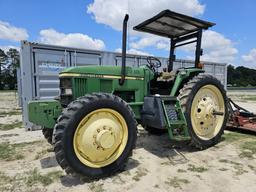 John Deere 7210