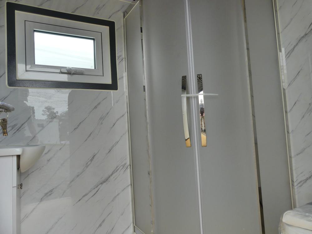 Bastone Mobile Toilet w/ Shower, Sink & Window