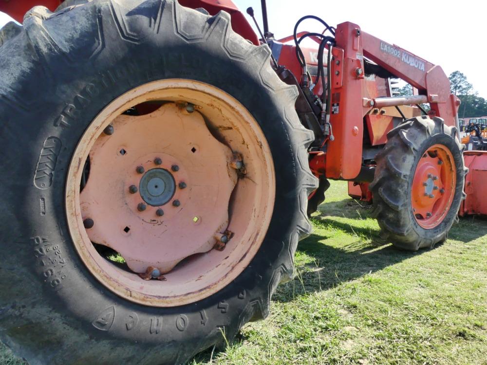 Kubota M4900 Utility Special