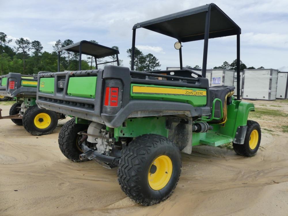 John Deere 4x2 TX Gator