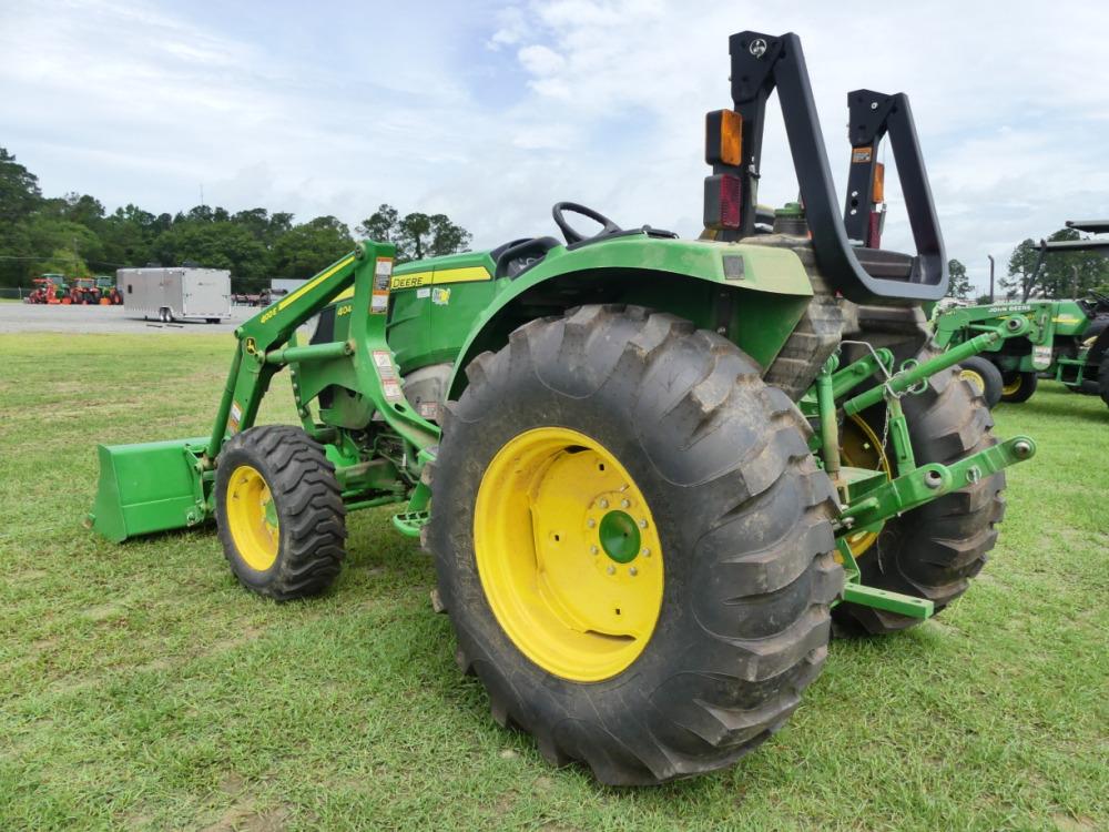 John Deere 4044M