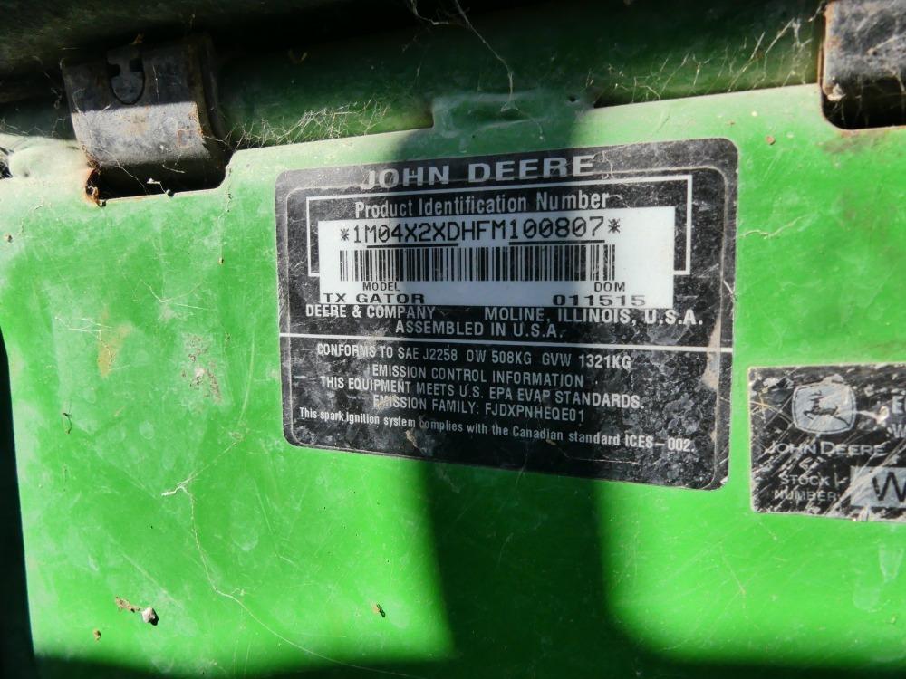 John Deere 4x2 TX Gator