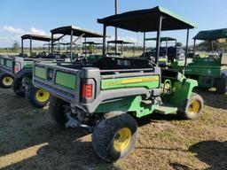 John Deere 4x2 TX Gator