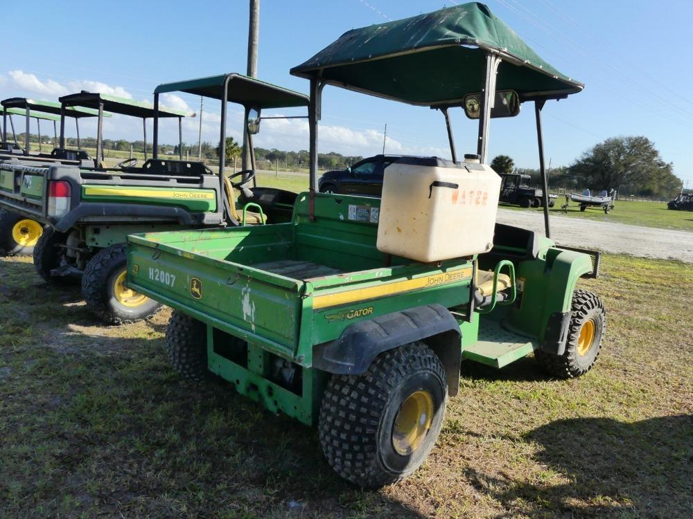 John Deere 4x2 TS Gator