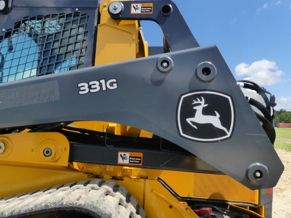 2021 Deere 331G