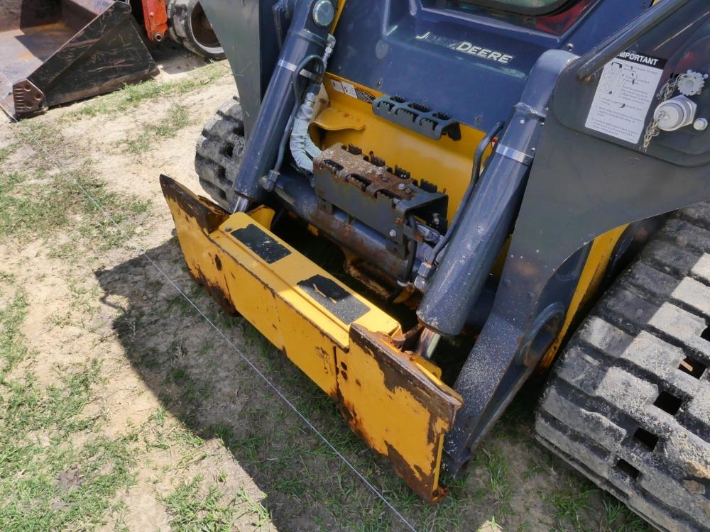 2021 Deere 331G