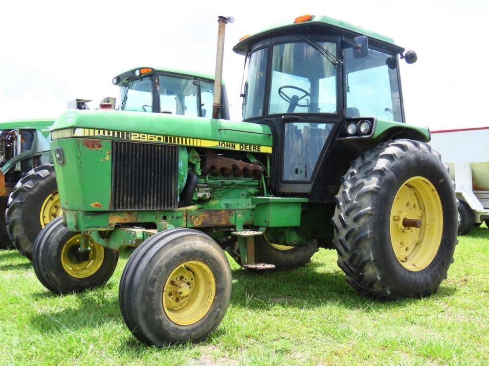 John Deere 2950