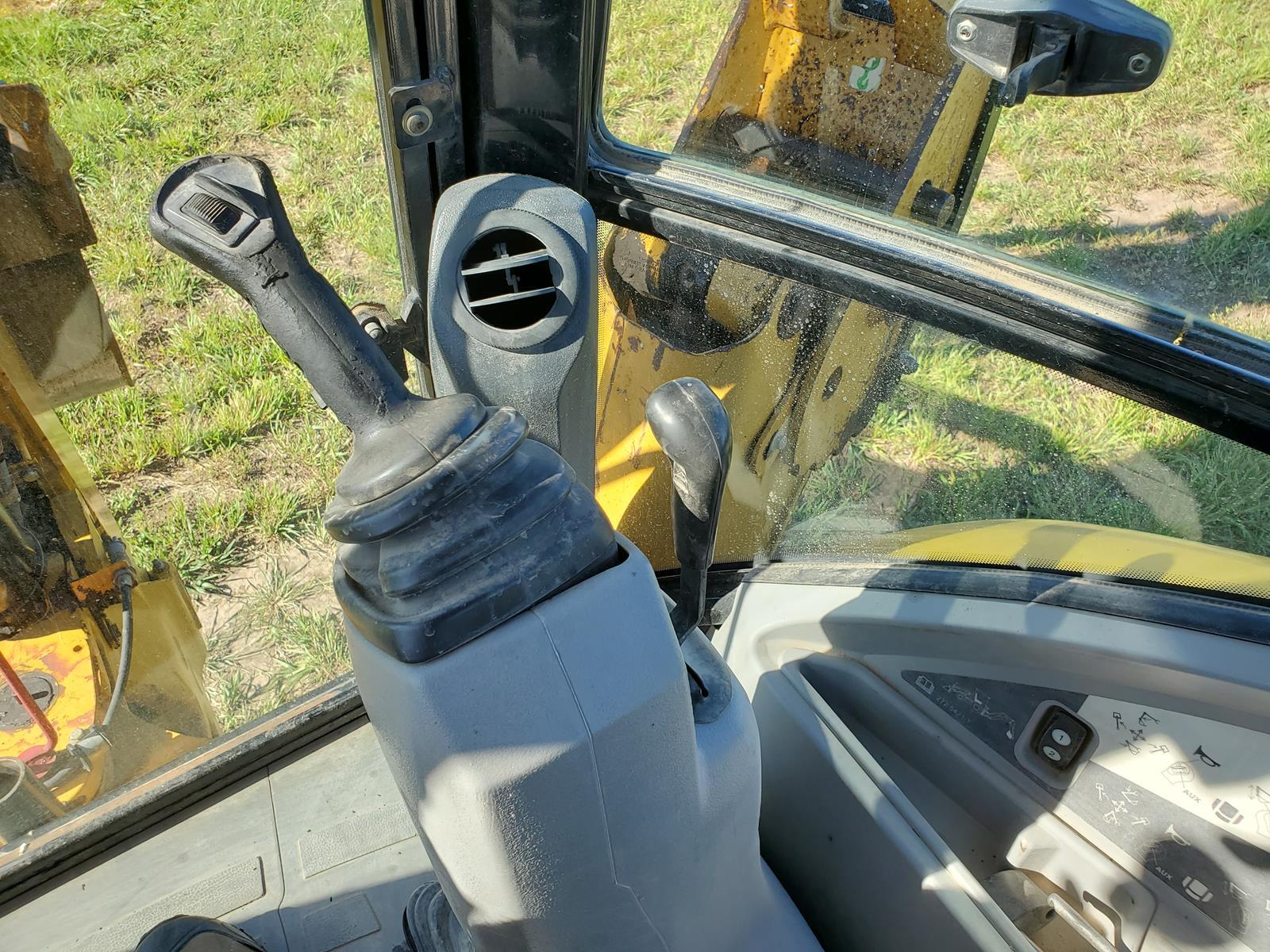 2008 Caterpillar 420E Backhoe Loader