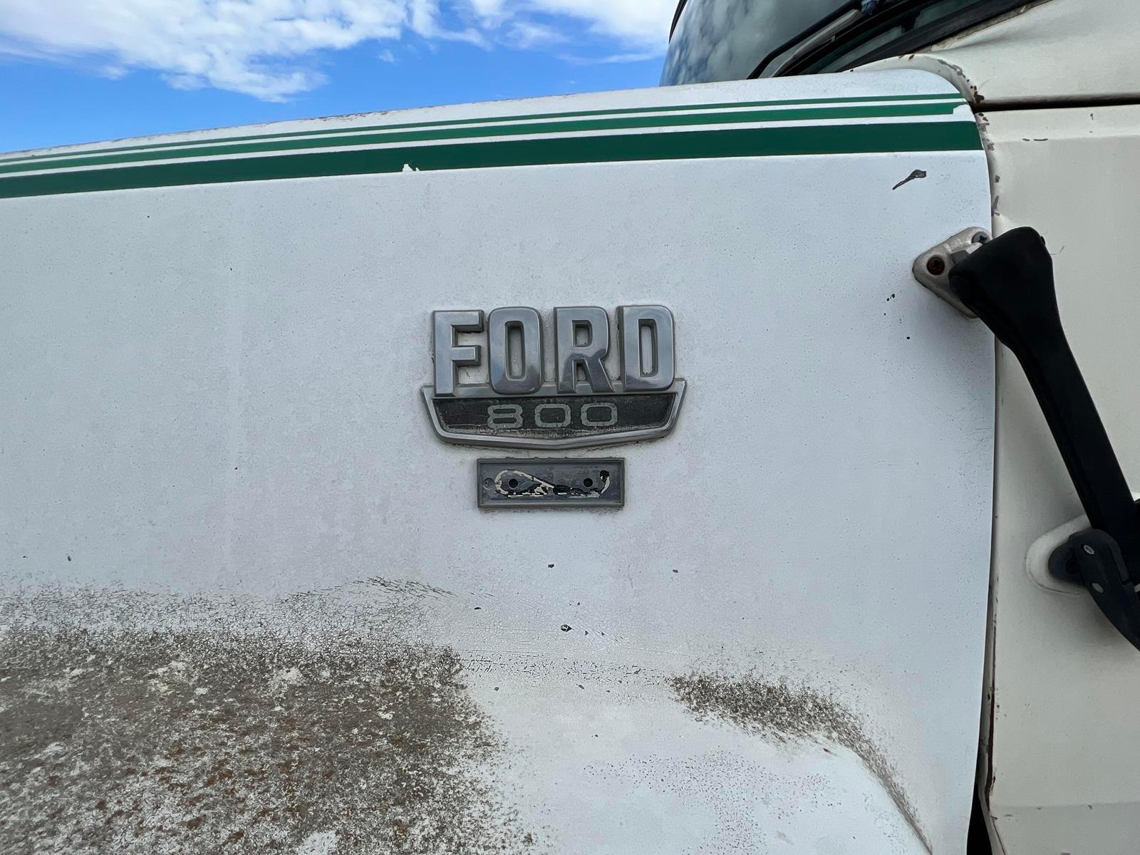 1995 Ford F-800 Flatbed Crane Truck - Diesel
