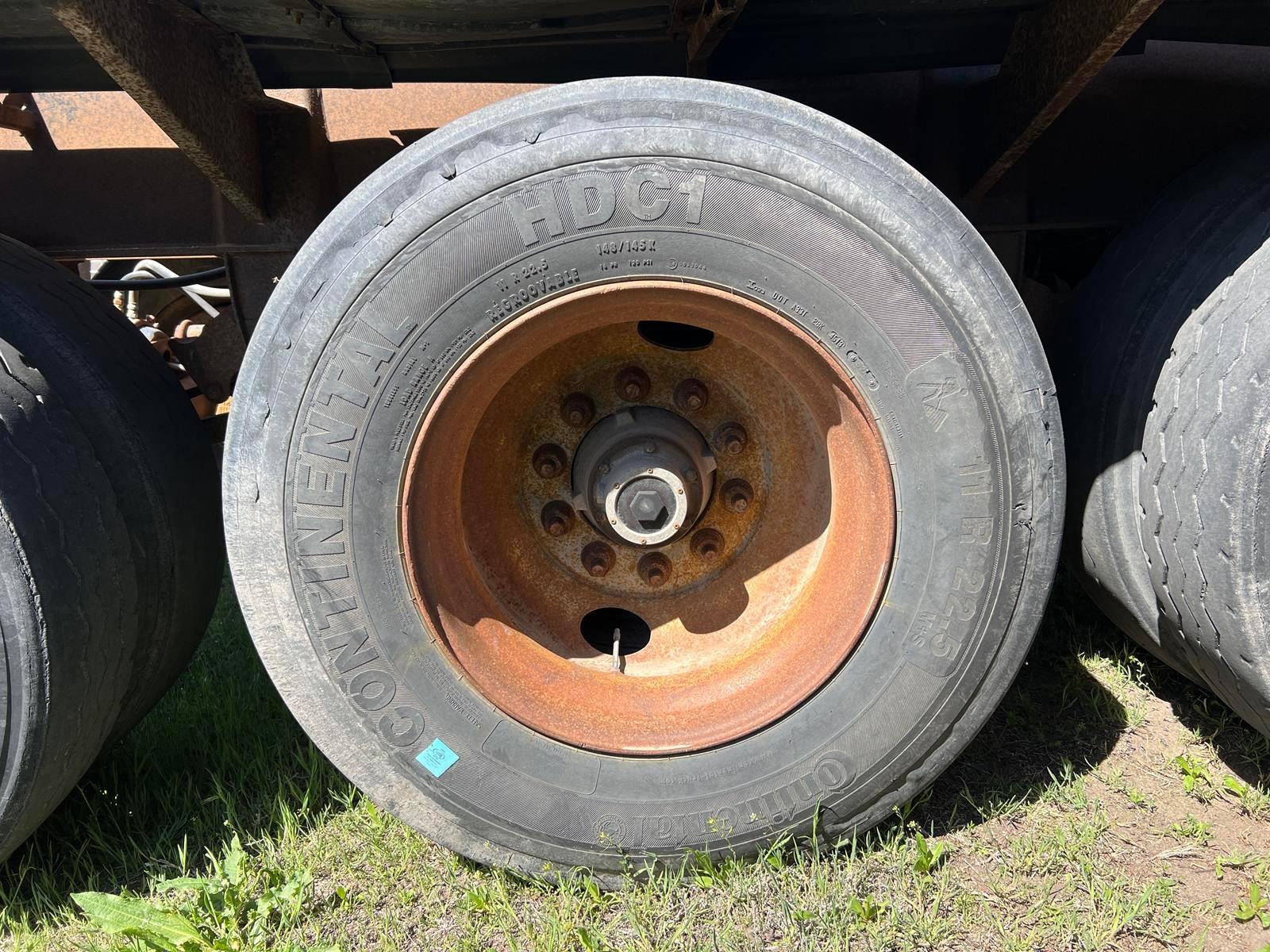 1999 Circle R Ss443 Side Dump Trailer