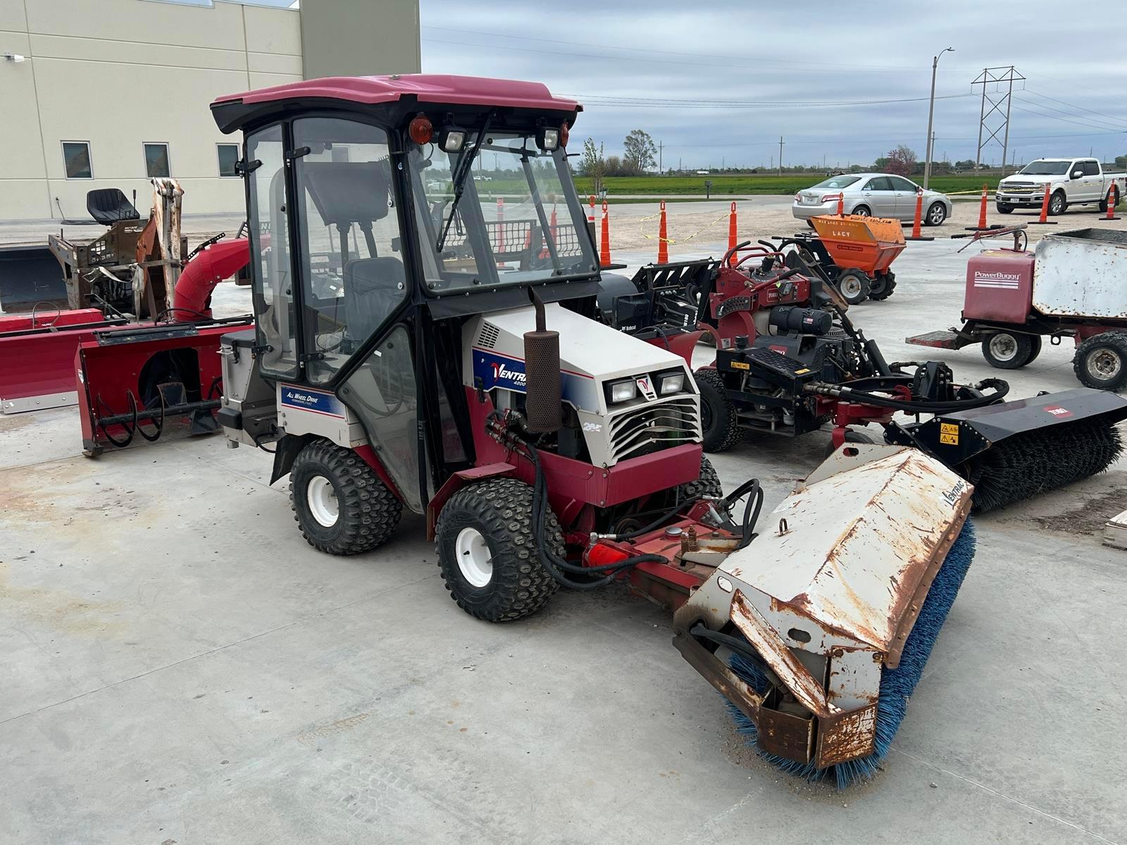 2011 Ventrac 4200 Vxd Tractor - Diesel