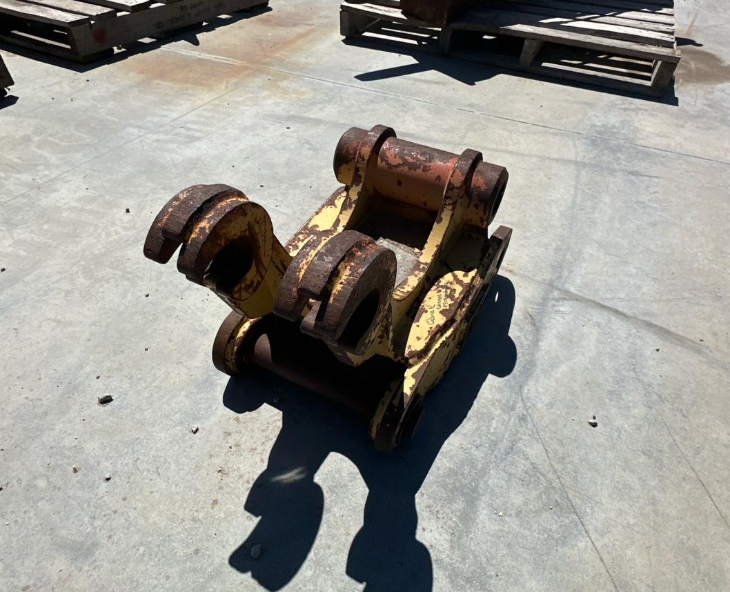 Acs Caterpillar Coupler