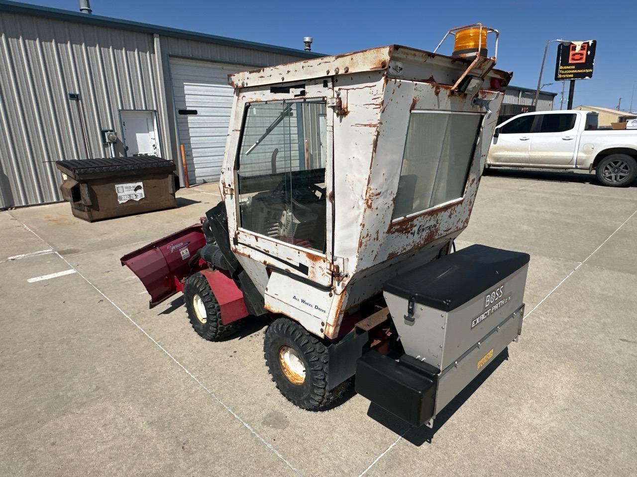 1999 Ventrac 4000 Tractor