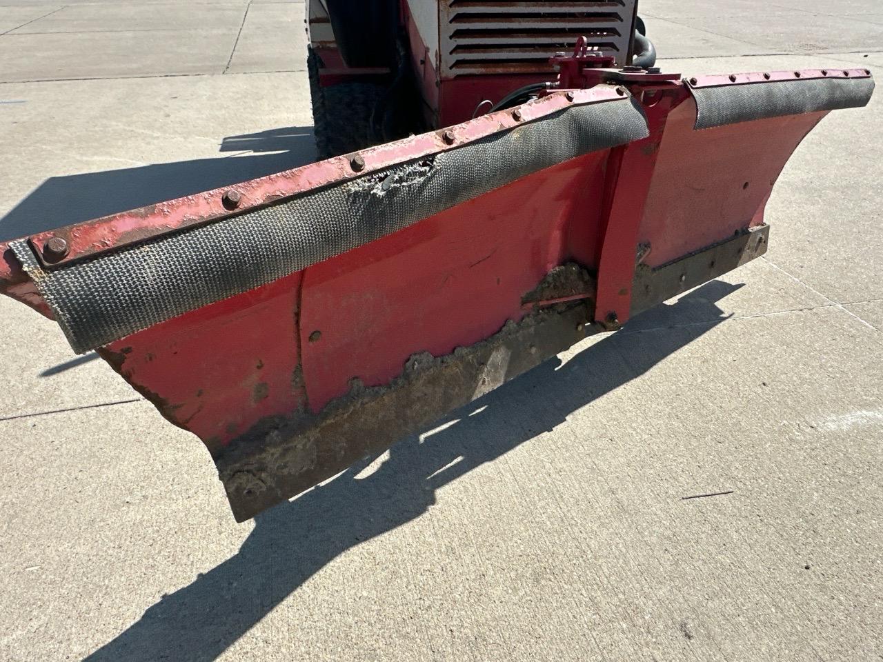 1999 Ventrac 4000 Tractor