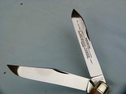 Winchester USA 29105, '94 large guide knife, orange bone, with box