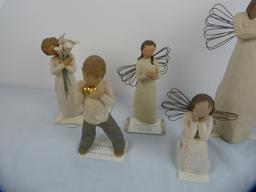 8 Willow Tree figurines -