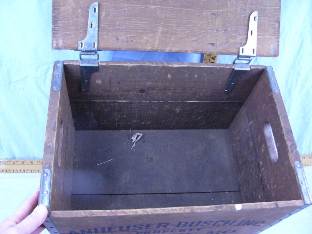 Budweiser hinged lid wooden ammo box - 18" L x 11-1/2" T x 11-3/4" D