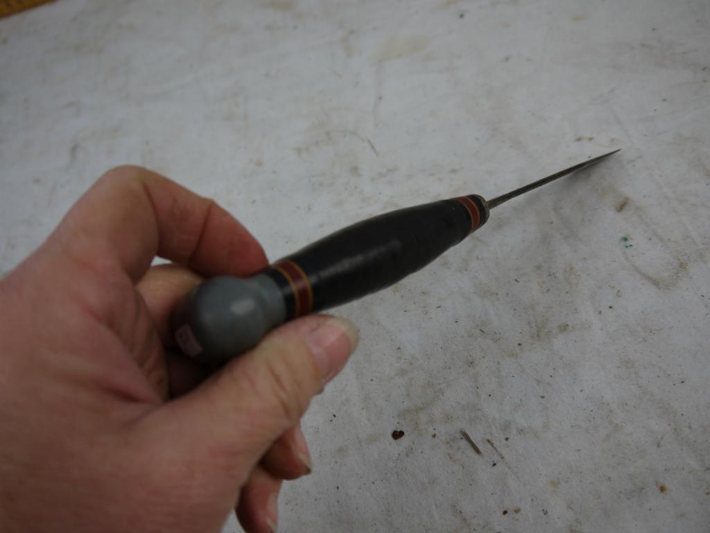 (3)  hunting knives with leather sheaths - AOM
