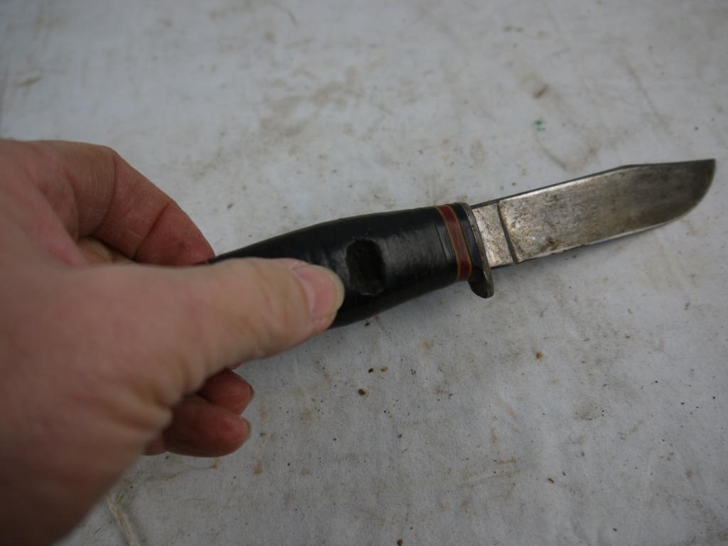 (3)  hunting knives with leather sheaths - AOM