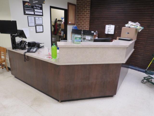 L-SHAPED CUSTOMER SERVICE COUNTER 9X8