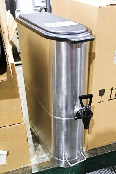 NEW GRINDMASTER 3-GALLON TEA DISPENSER