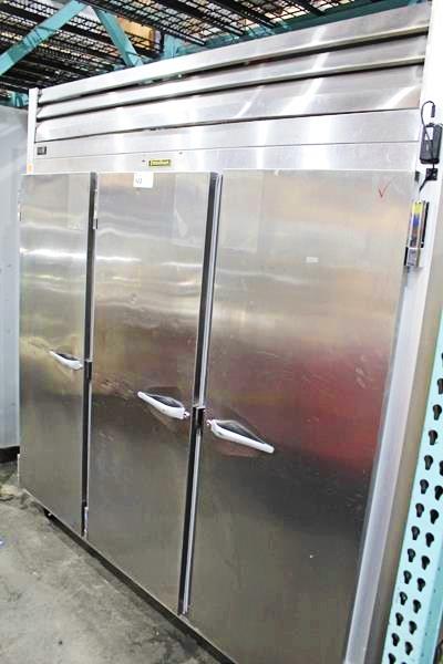 TRAULSEN G31011 SELF CONTAINED 3-DOOR FREEZER 2018