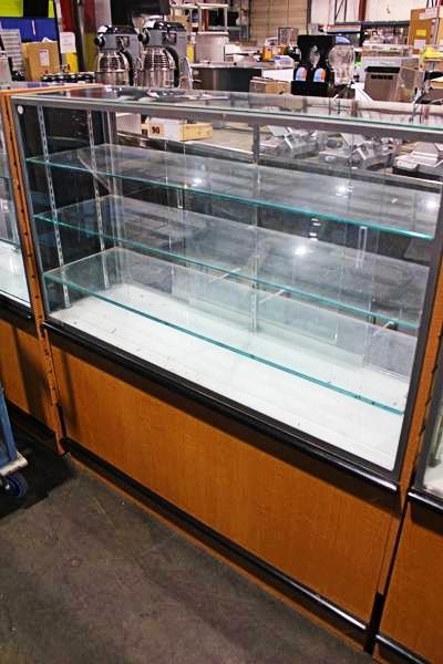 51IN X 16IN X 55IN GLASS DISPLAY / TOBACCO CABINET
