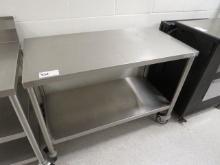 24X48 STAINLESS STEEL TABLE