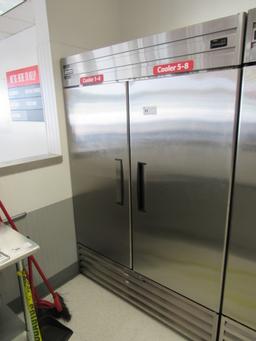 2022 EXCELLENCE CR-43SS SELF-CONTAINED 2-DOOR COOLER