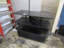24X48 3-DECK DISPLAY TABLE