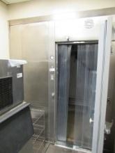 8FT X 8FT WALK-IN SEAFOOD FREEZER - 8FT TALL REMOTE NO COMPRESSOR