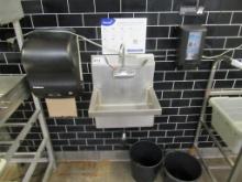 STAINLESS STEEL HAND SINK