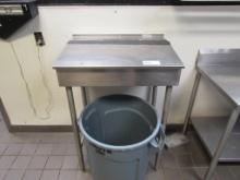 S/STEEL RECEIVING DESK