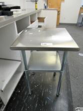 24X24 STAINLESS STEEL TABLE