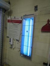GILBERT 601 BUG LIGHT