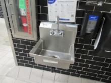 STAINLESS STEEL HAND SINK