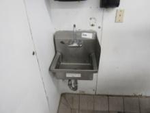 STAINLESS STEEL HAND SINK
