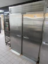 HOBART RR2-1 SELF-CONTAINED 2-DOOR ROLL-IN COOLER