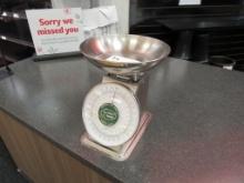 ACCU-WEIGH 30LB SCALE