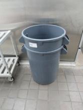 32-GALLON ROUND TRASH CANS