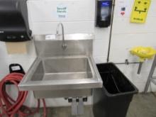 STAINLESS STEEL HAND SINK