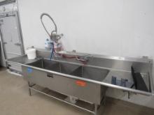 124-INCH 3-COMPARTMENT SINK