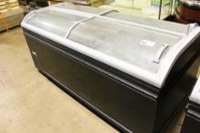 AHT MANHATTAN 210NAM 83IN. SELF CONTAINED SLIDE-TOP FREEZER MERCHANDISER