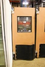 SWINGING DOOR 35X82