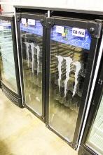 1 LOT - (2)IDW SELF CONTAINED DISPLAY COOLERS IN (1)DISPLAY CABINET