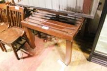 3FTX3FT ROLLING BAKERY DISPLAY TABLE