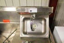 17IN. STAINLESS STEEL HAND SINK