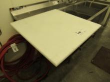 24X24 CUTTING BOARD