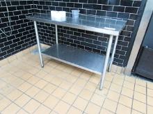 4FT. X 24IN. STAINLESS STEEL TABLE
