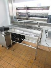 STAINLESS STEEL LABELING TABLE
